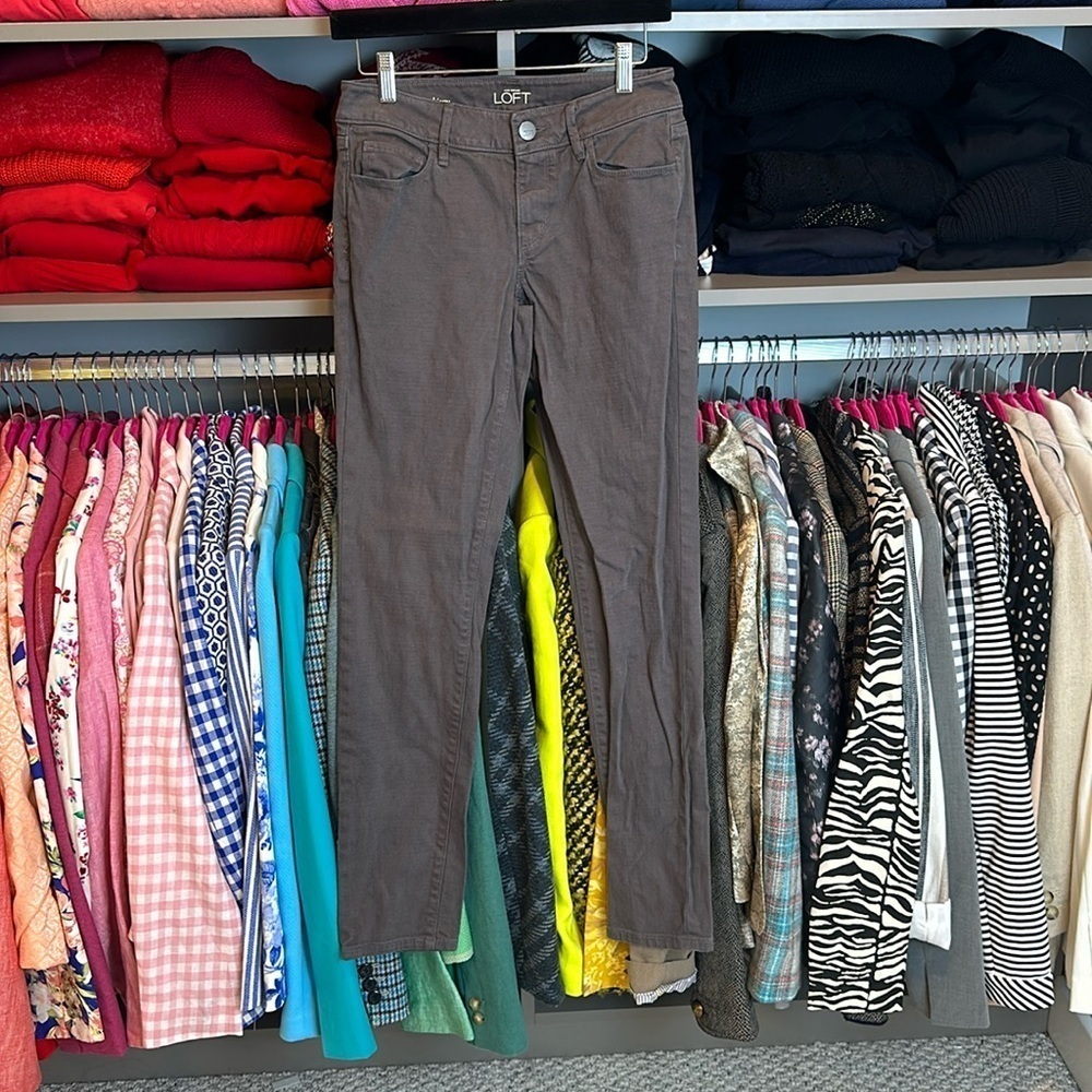 Loft curvy skinny gray pants size 2​